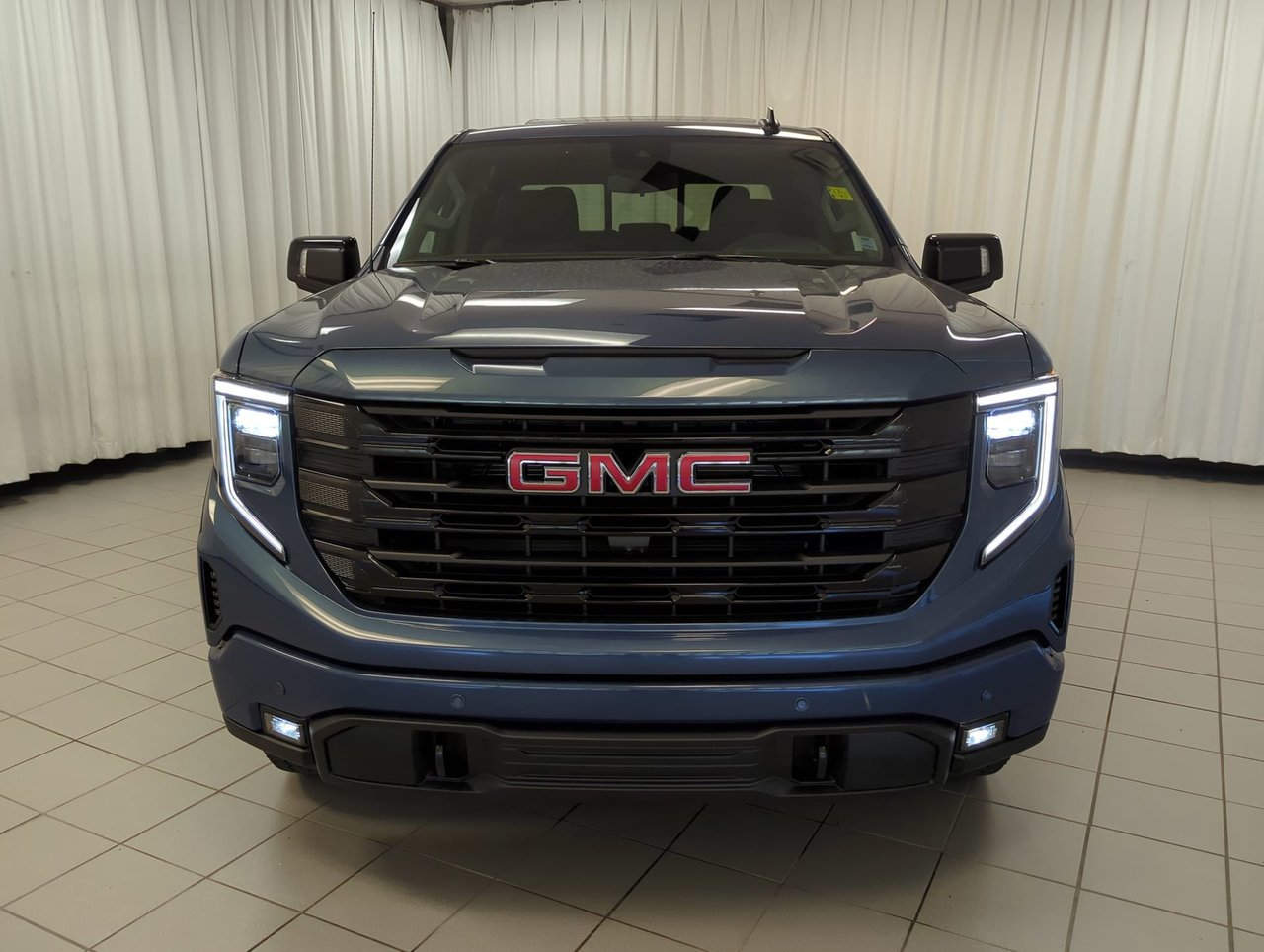 2026 GMC Sierra 1500 ELEVATION-2