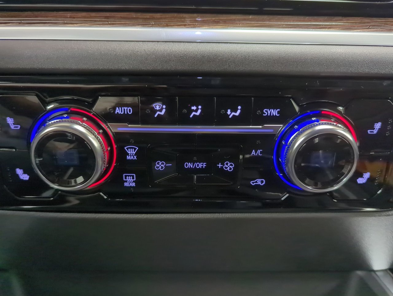 2026 GMC Sierra 1500 ELEVATION-18