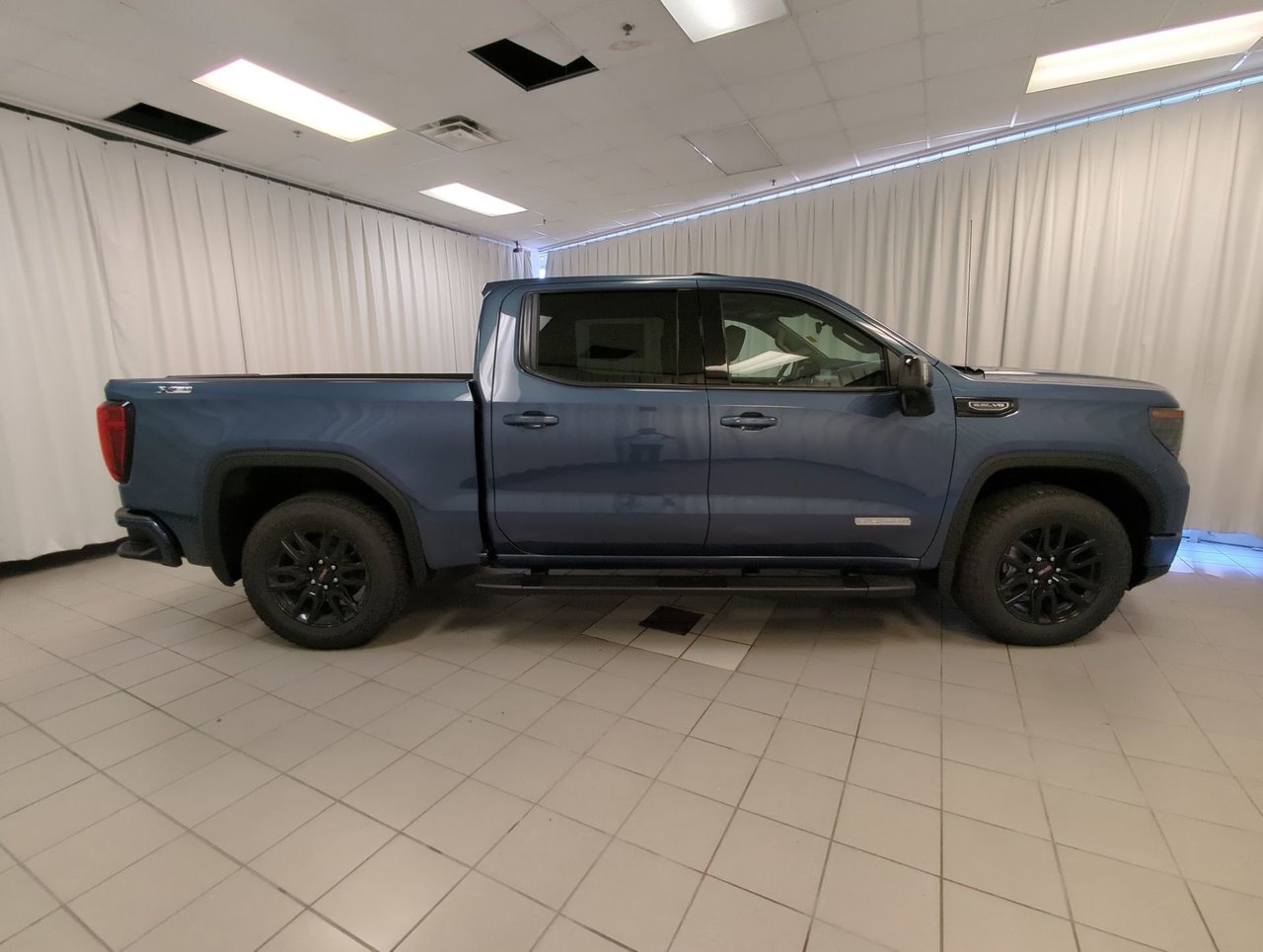 2026 GMC Sierra 1500 ELEVATION-8