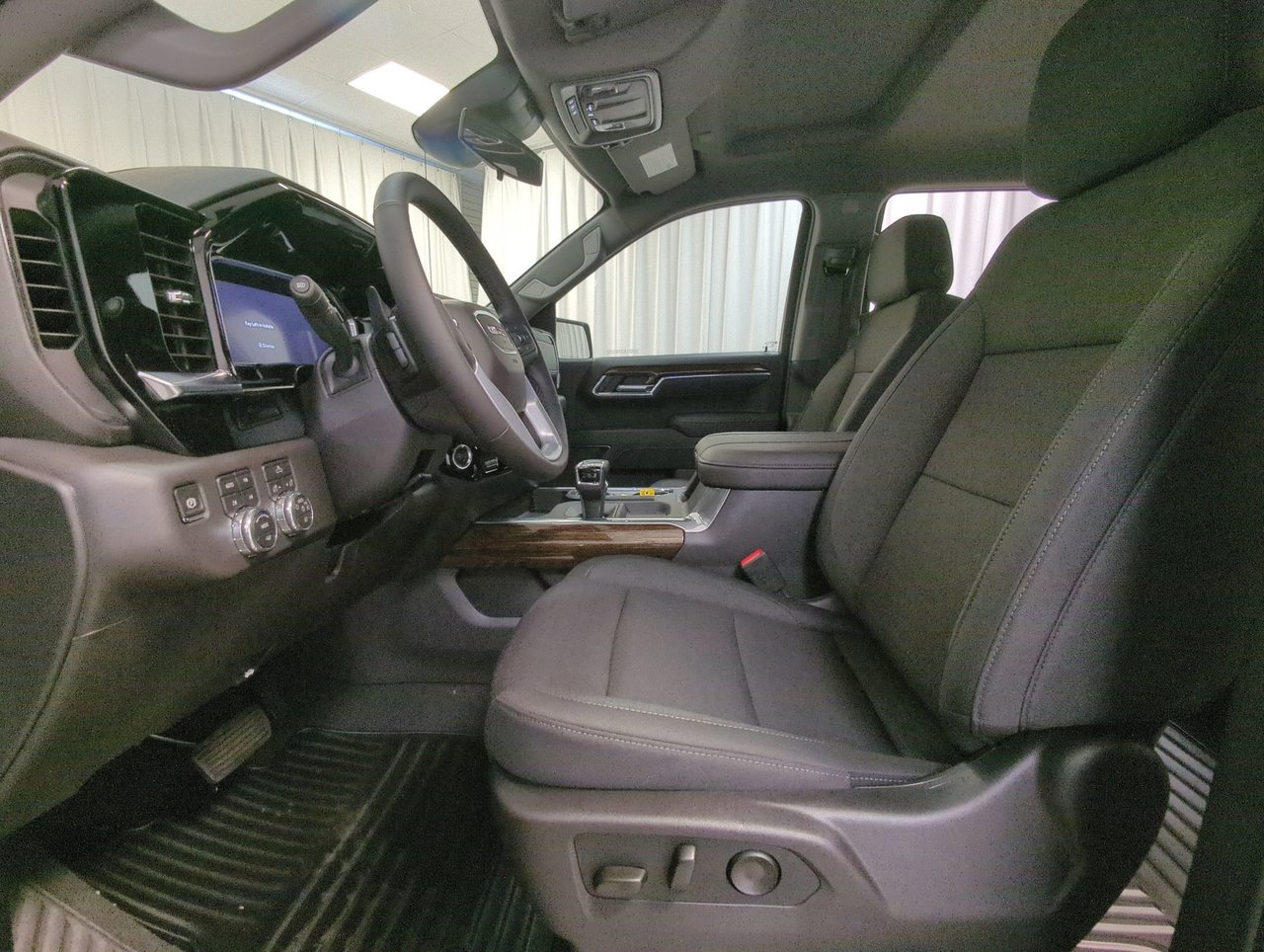 2026 GMC Sierra 1500 ELEVATION-10