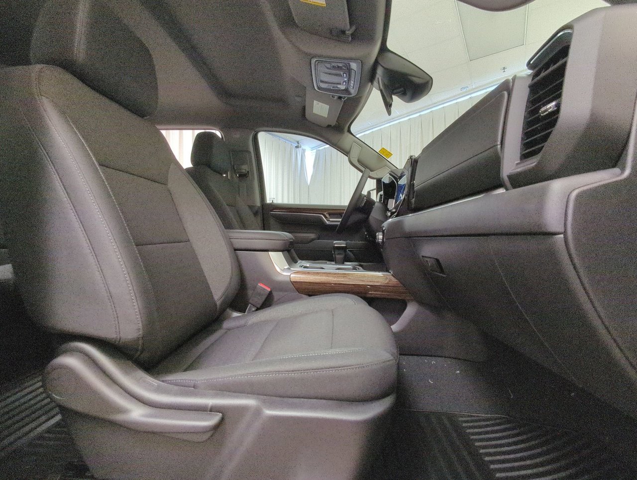 2026 GMC Sierra 1500 ELEVATION-23