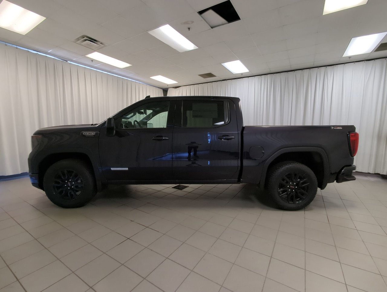 2026 GMC Sierra 1500 ELEVATION-4