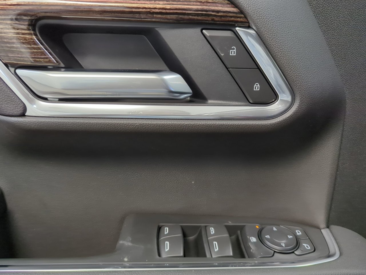 2026 GMC Sierra 1500 ELEVATION-12