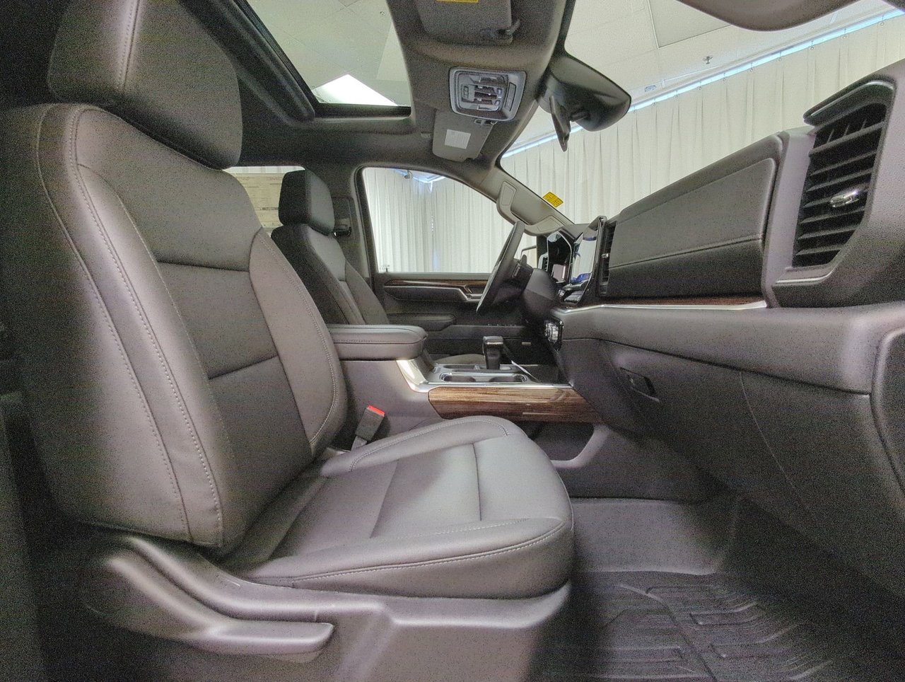 2026 GMC Sierra 1500 ELEVATION-24