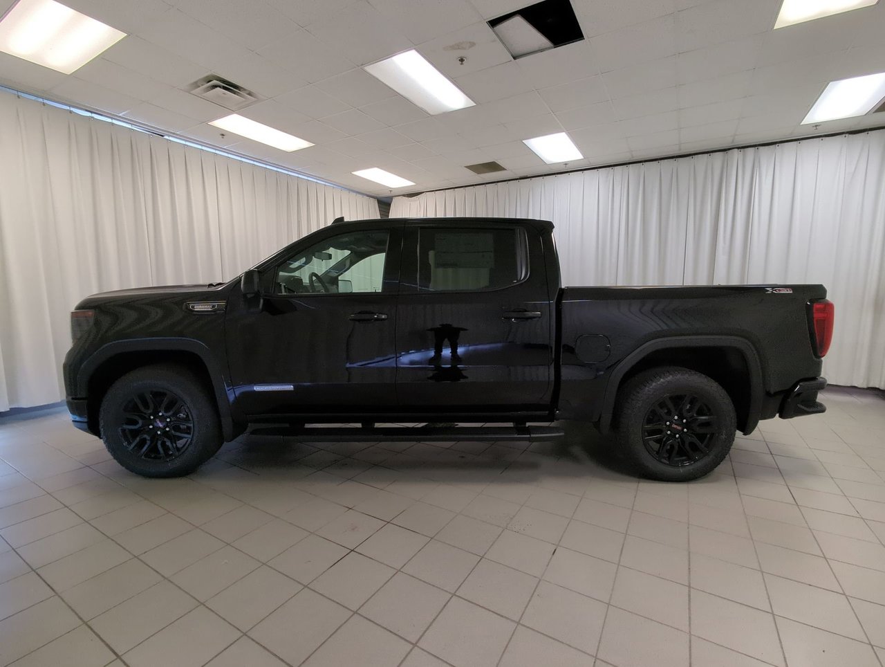 2026 GMC Sierra 1500 ELEVATION-4