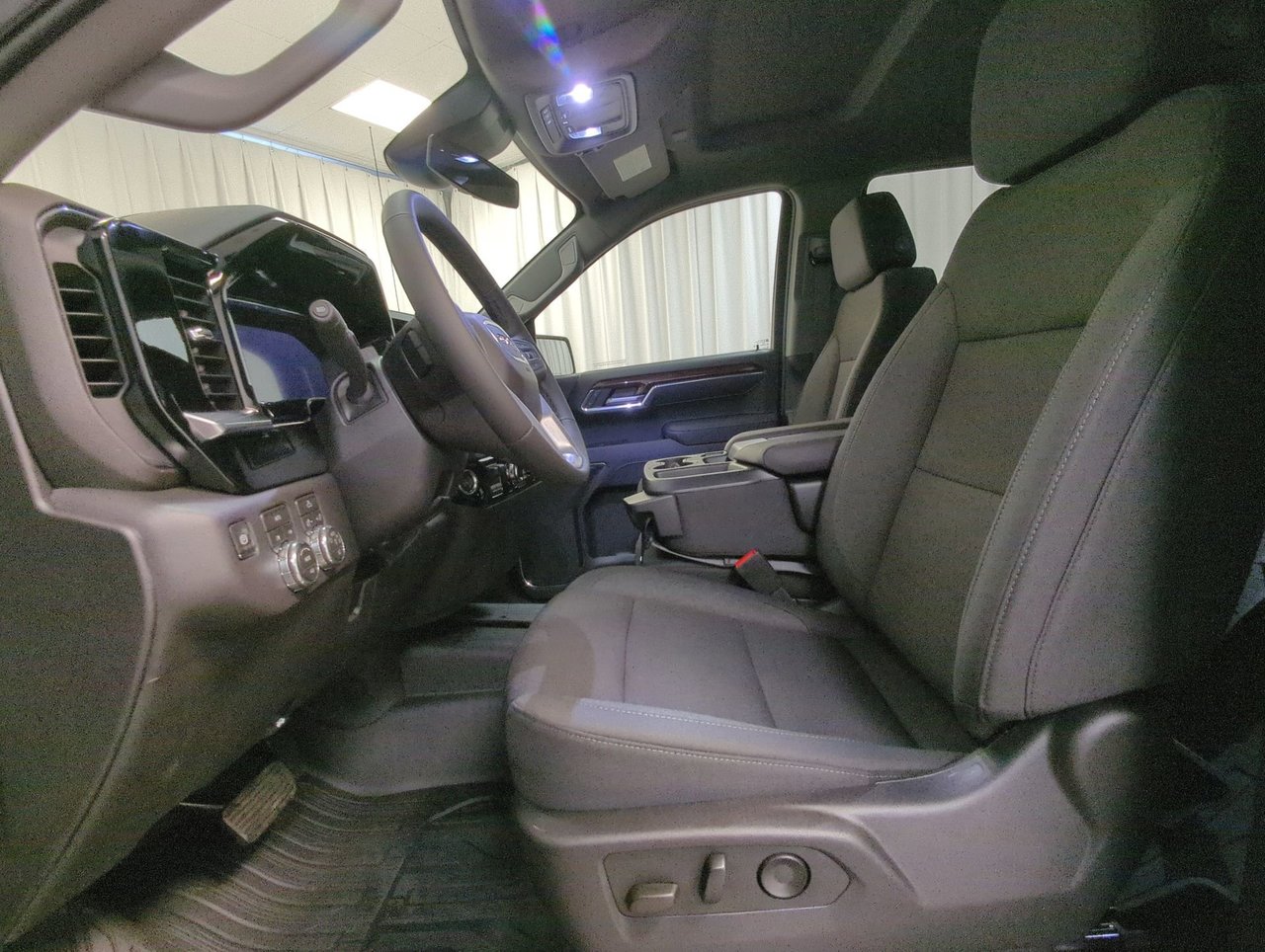 2026 GMC Sierra 1500 Elevation-10