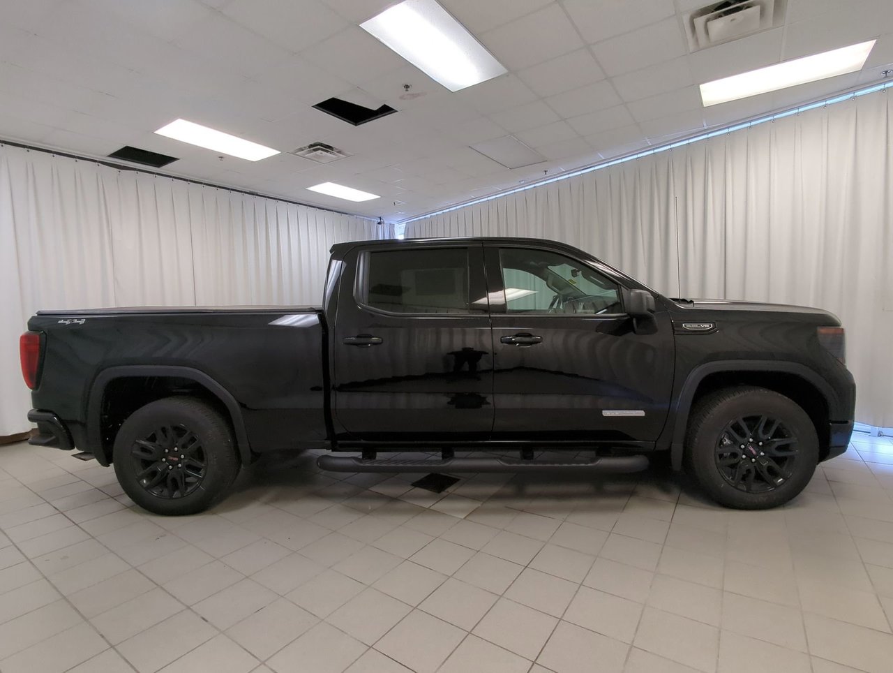 2026 GMC Sierra 1500 Elevation-8