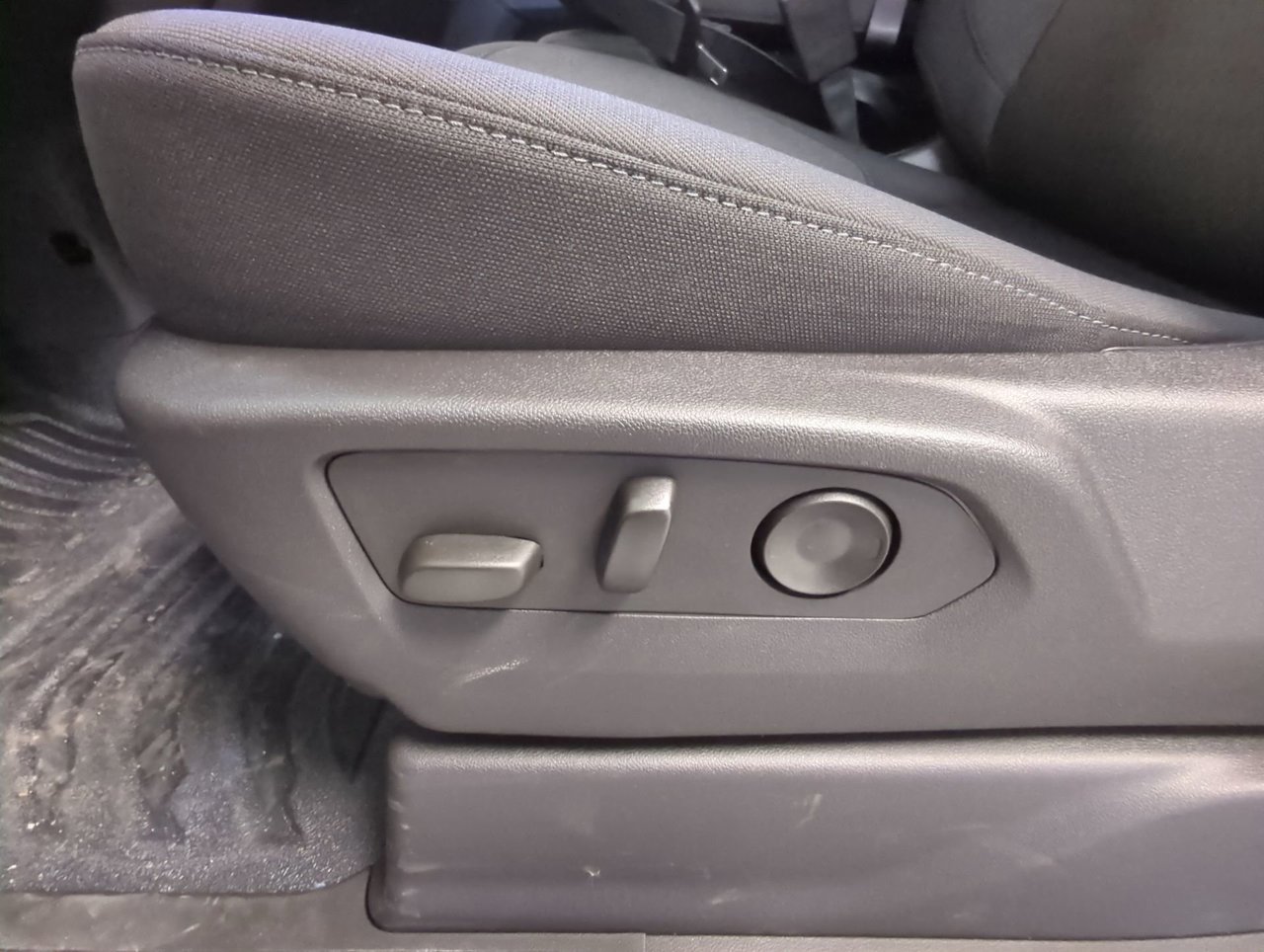 2026 GMC Sierra 1500 PRO-11