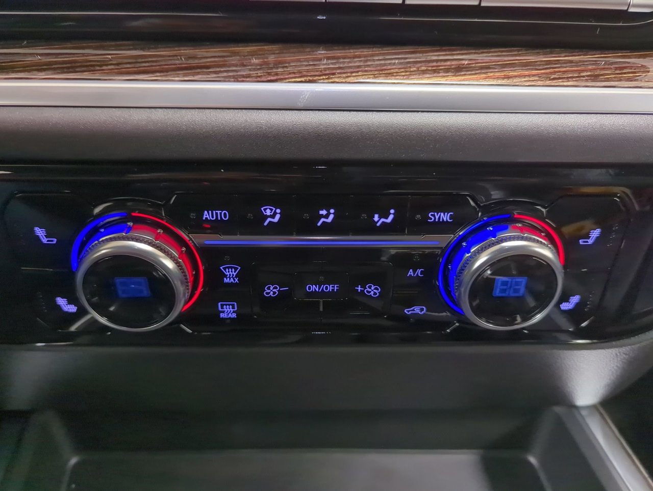 2026 GMC Sierra 1500 ELEVATION-18