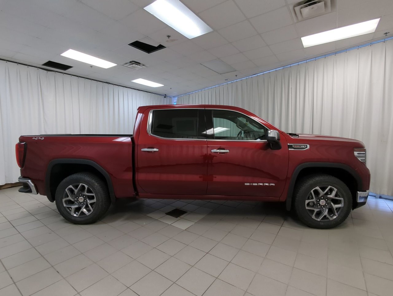 2026 GMC Sierra 1500 SLT-8