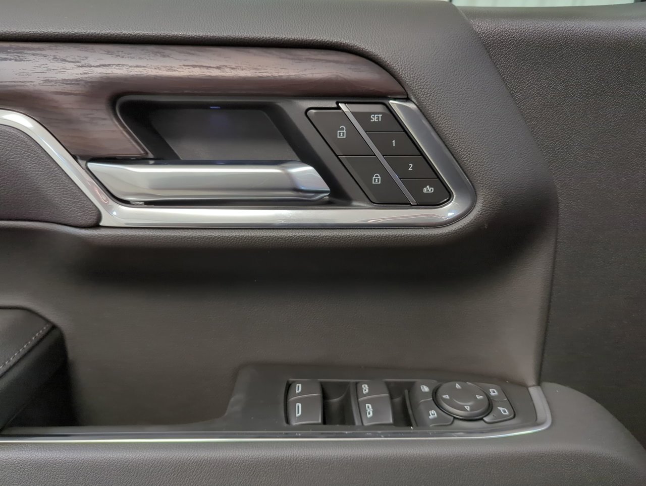 2026 GMC Sierra 1500 SLT-12