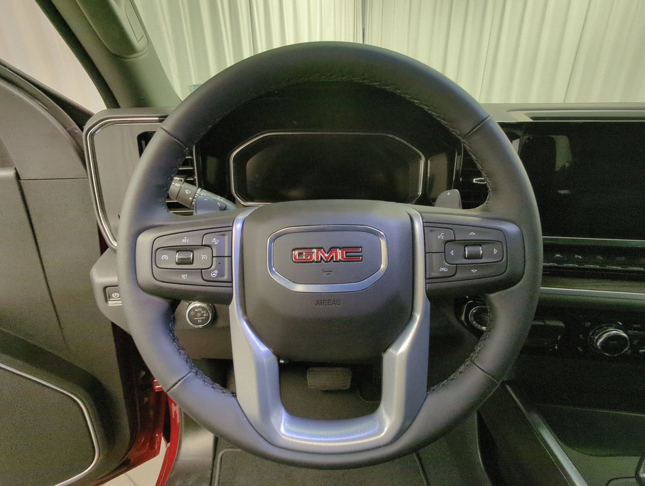 2026 GMC Sierra 1500 SLT-13