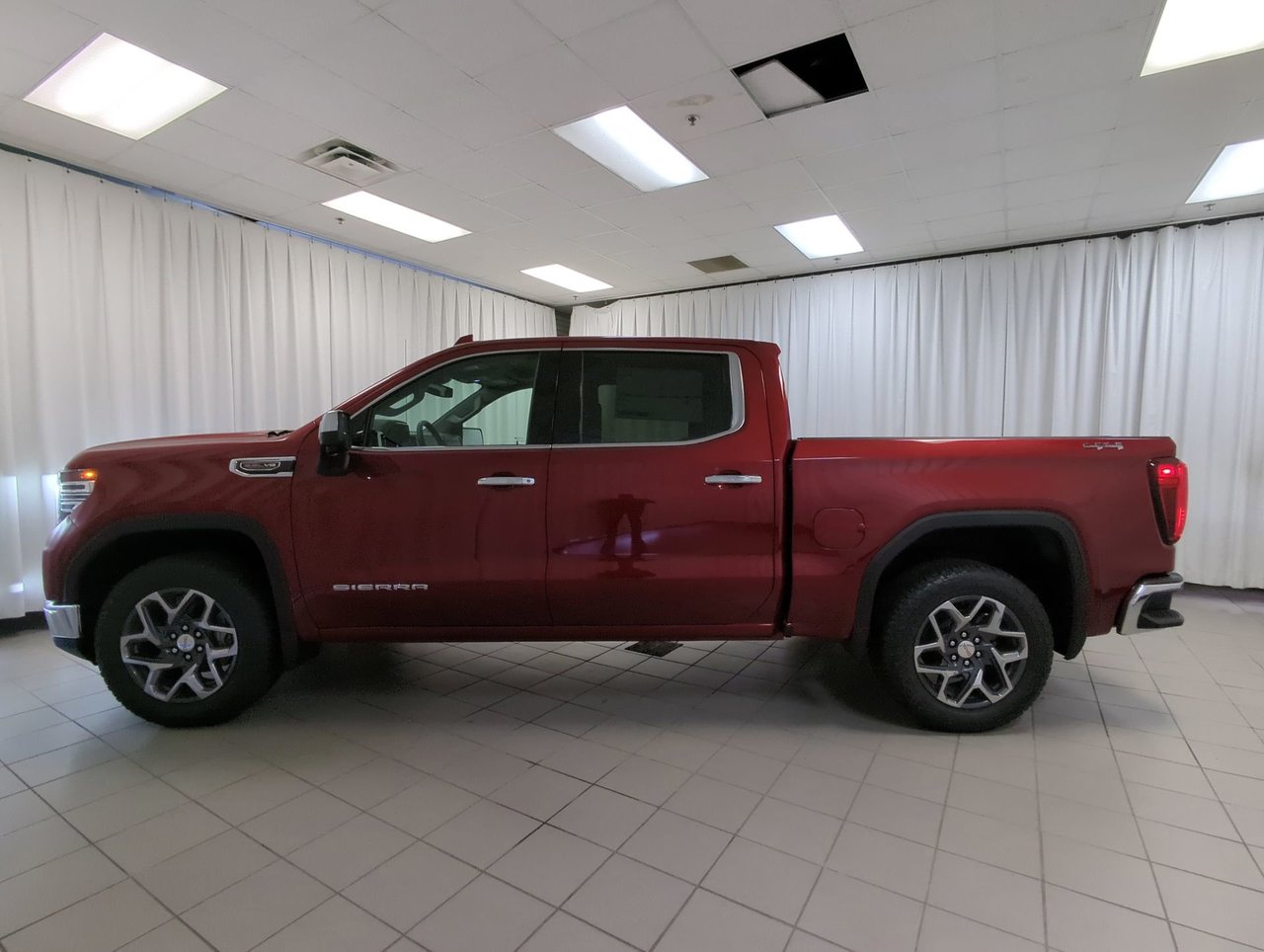 2026 GMC Sierra 1500 SLT-4