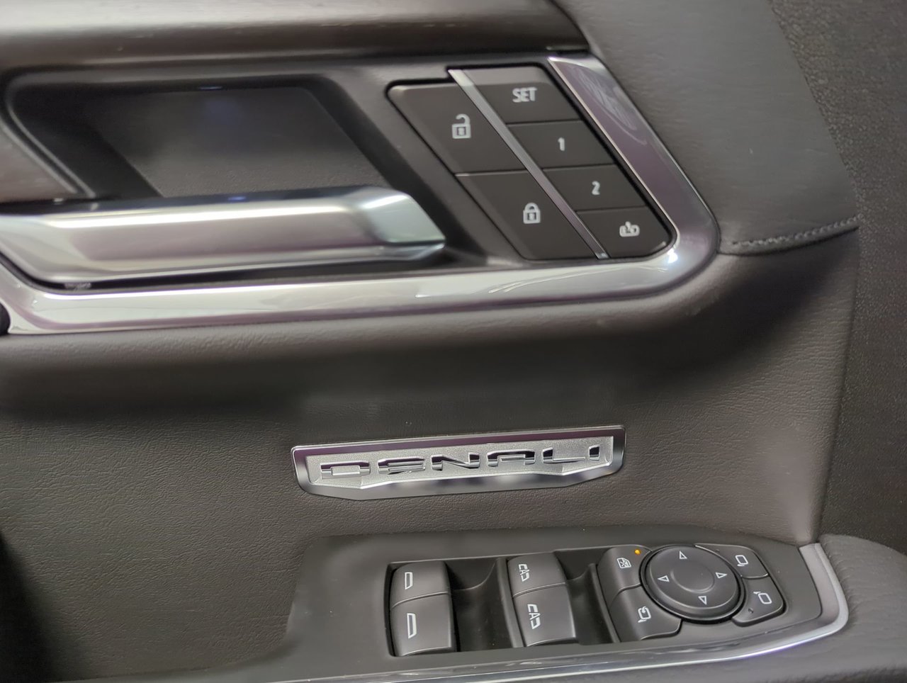 2026 GMC Sierra 1500 DENALI-12