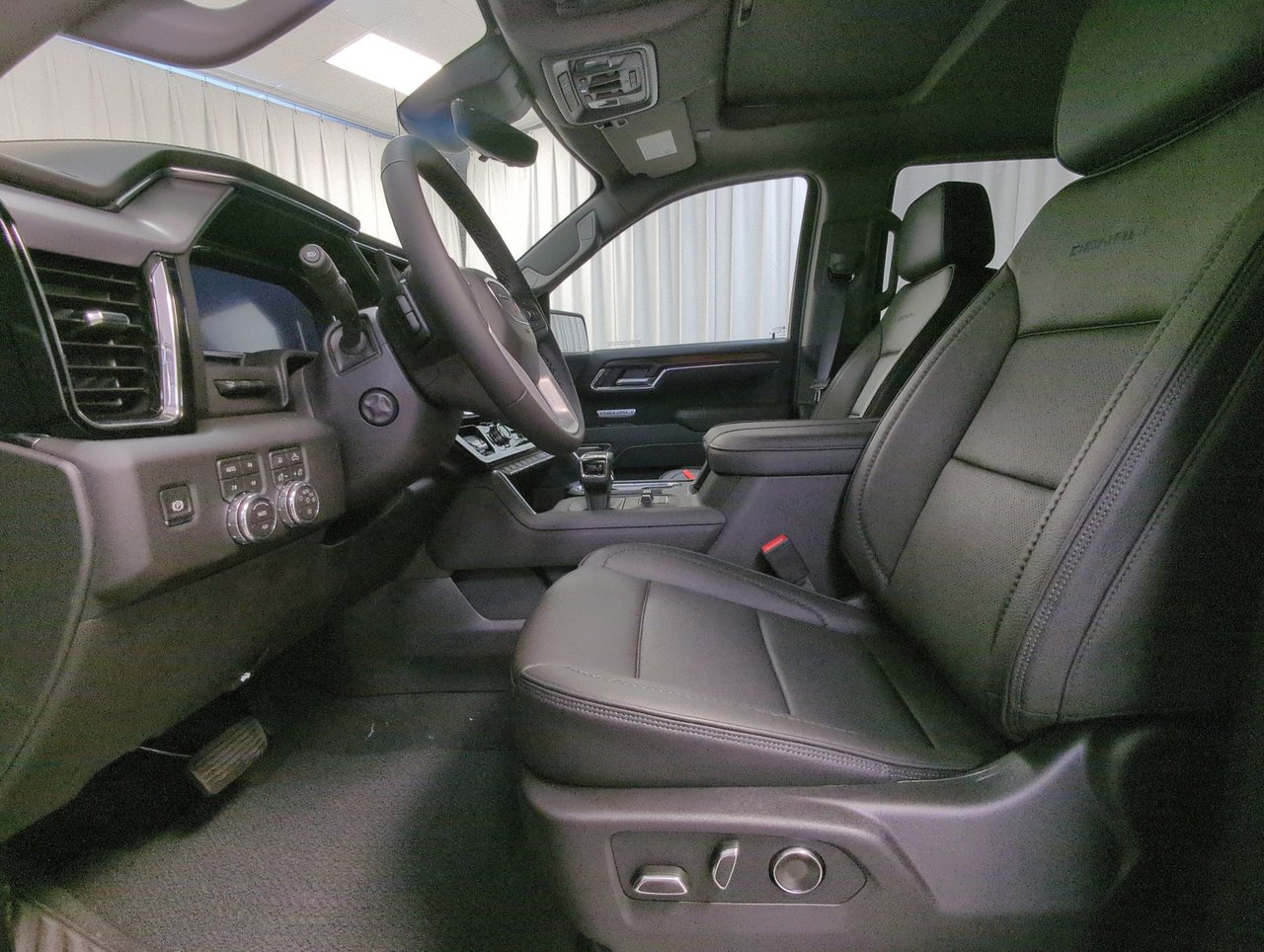 2026 GMC Sierra 1500 DENALI-10