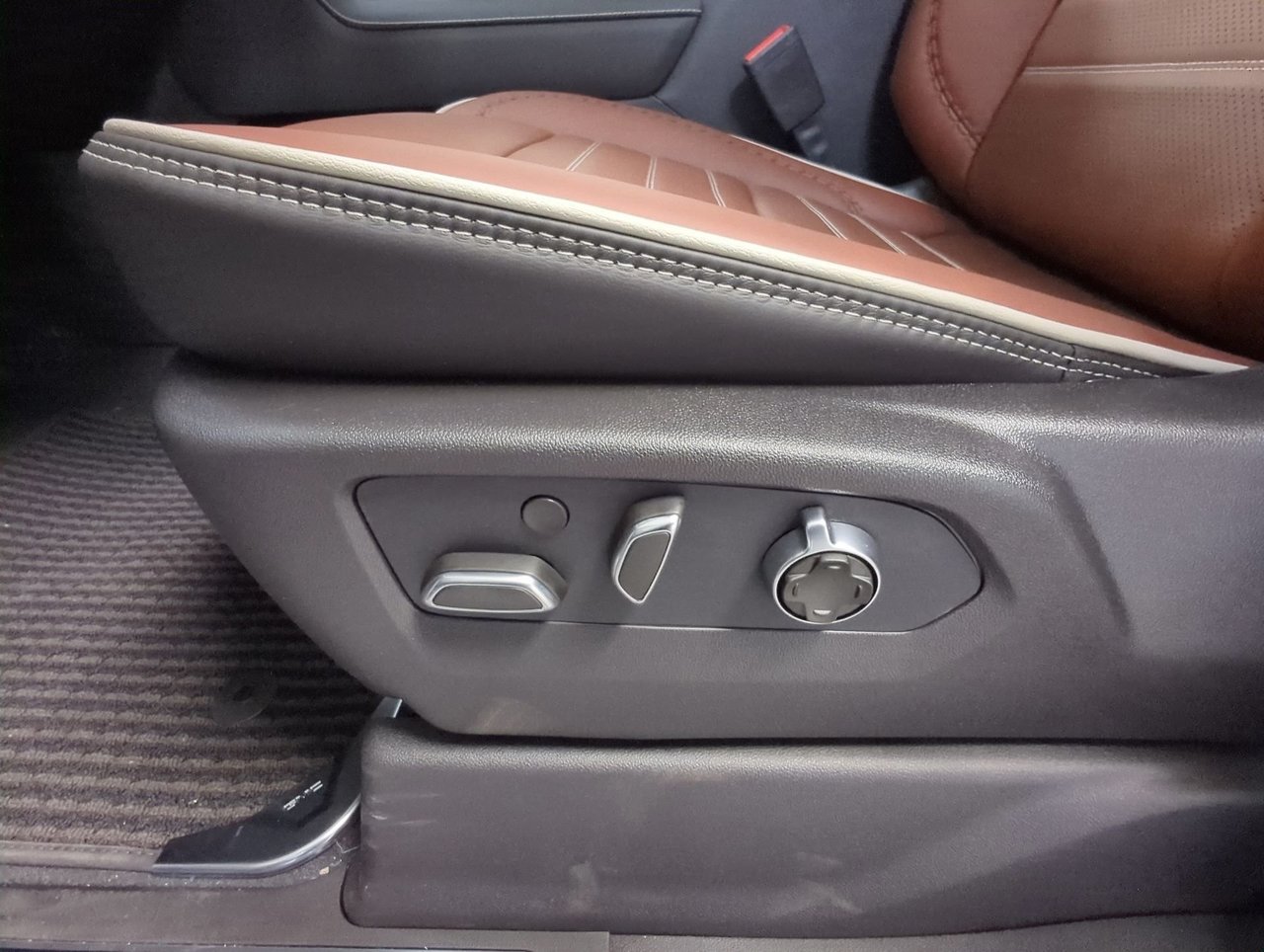 2026 GMC Sierra 1500 DENALI ULTIMATE-11