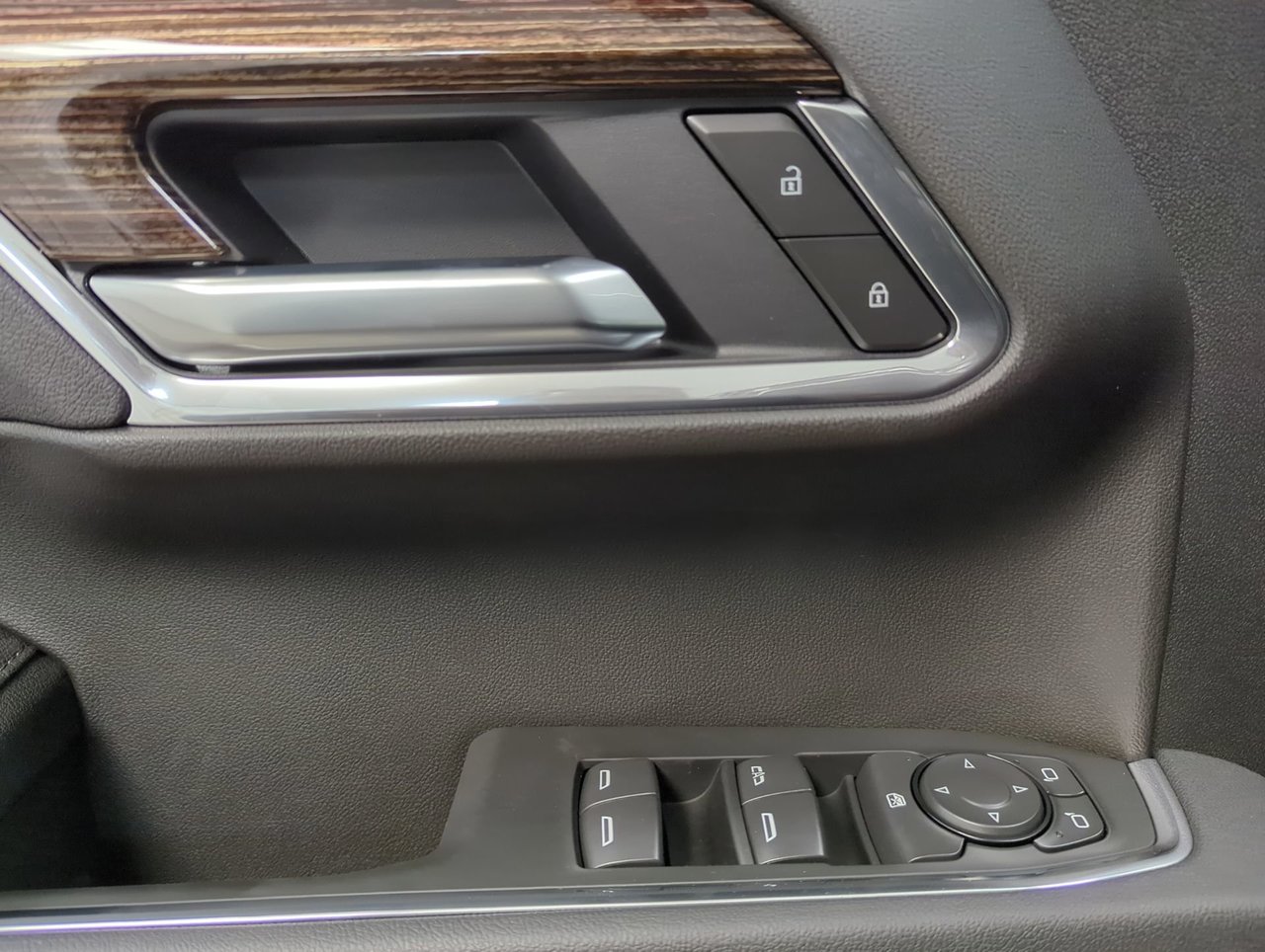 2026 GMC Sierra 1500 ELEVATION-12