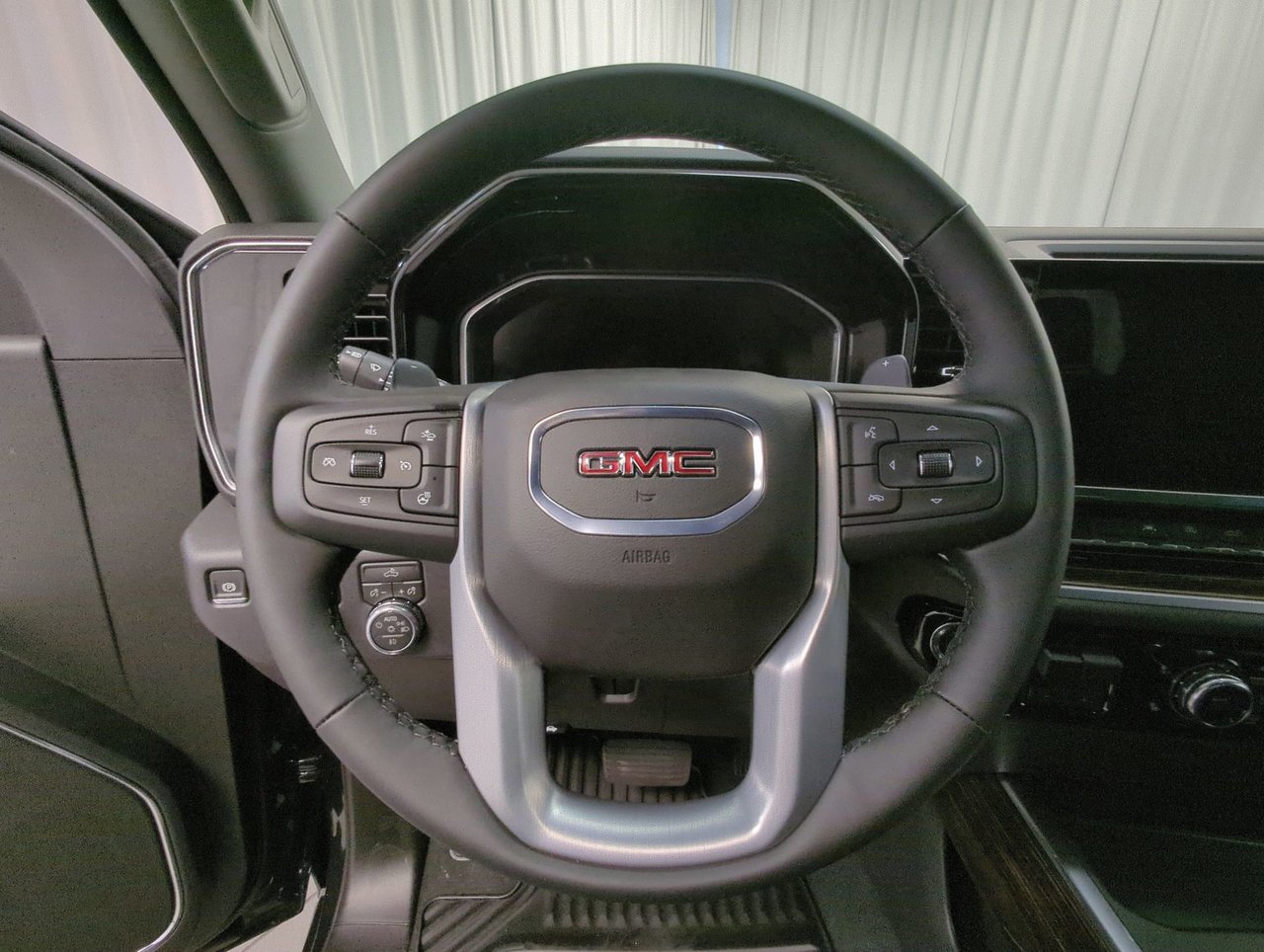 2026 GMC Sierra 1500 ELEVATION-13