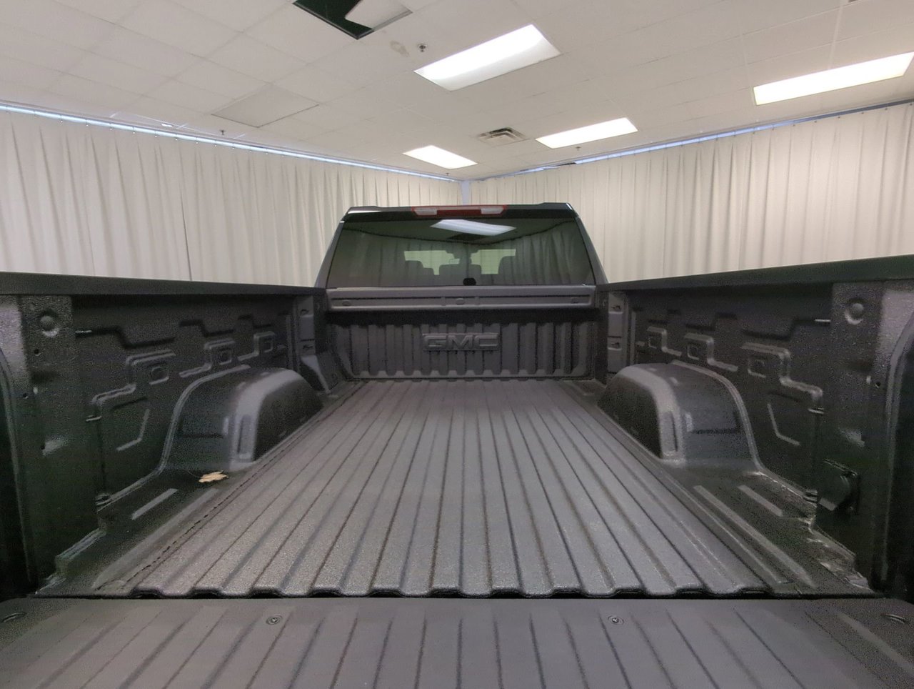 2026 GMC Sierra 1500 ELEVATION-23