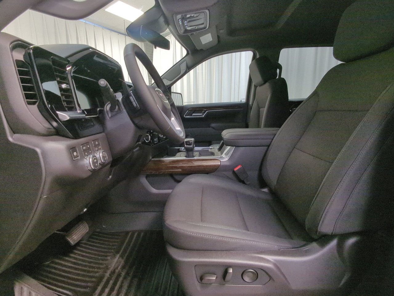 2026 GMC Sierra 1500 ELEVATION-10