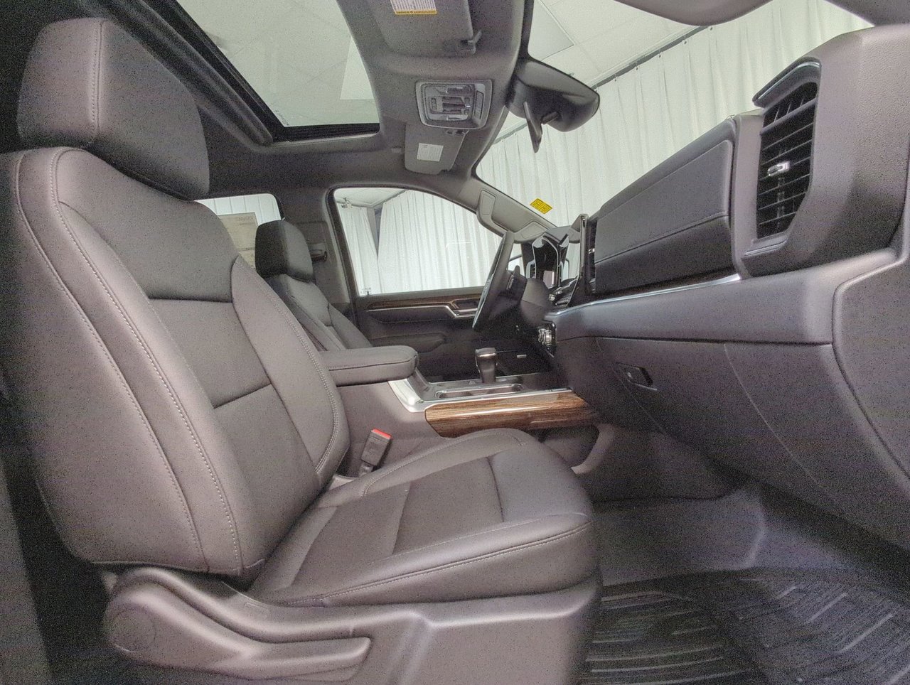 2026 GMC Sierra 1500 ELEVATION-24