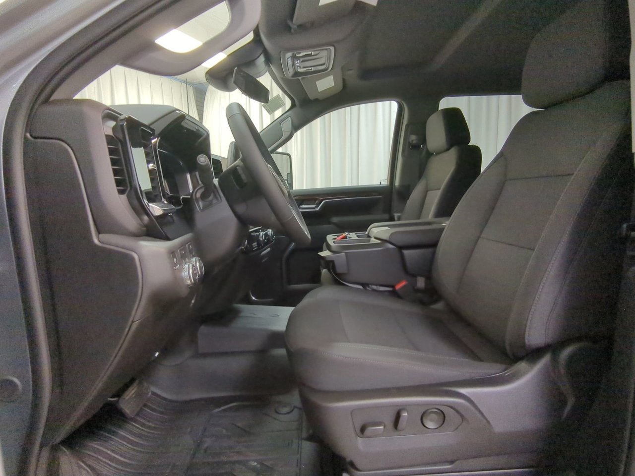 2025 GMC Sierra 2500 HD SLE-10