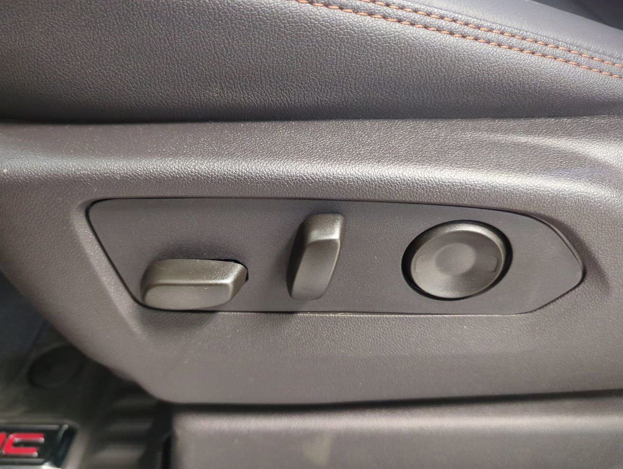 2026 GMC Sierra 2500 HD AT4-11