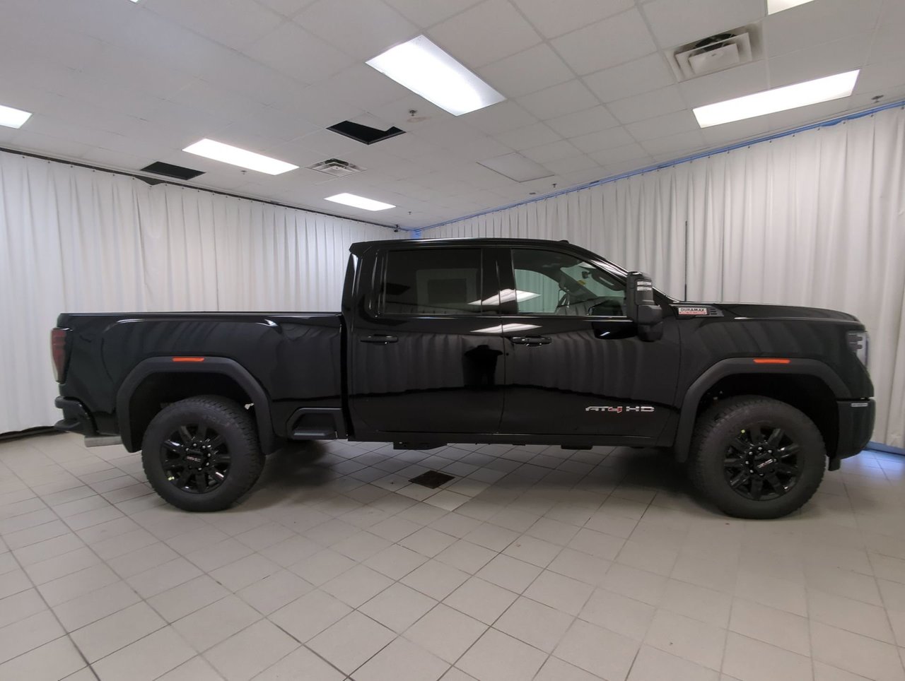 2026 GMC Sierra 2500 HD AT4-8