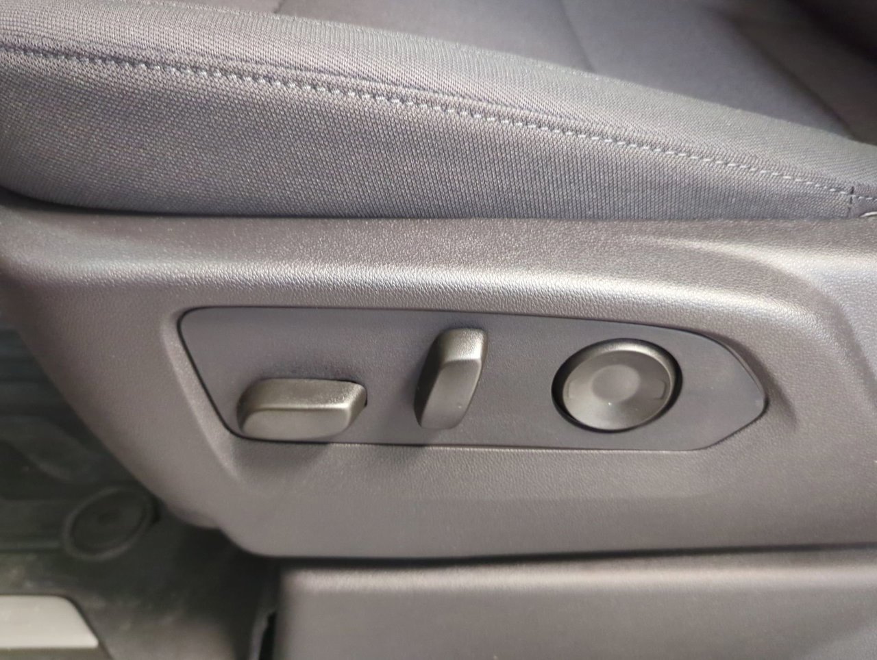 2026 GMC Sierra 2500 HD SLE-11