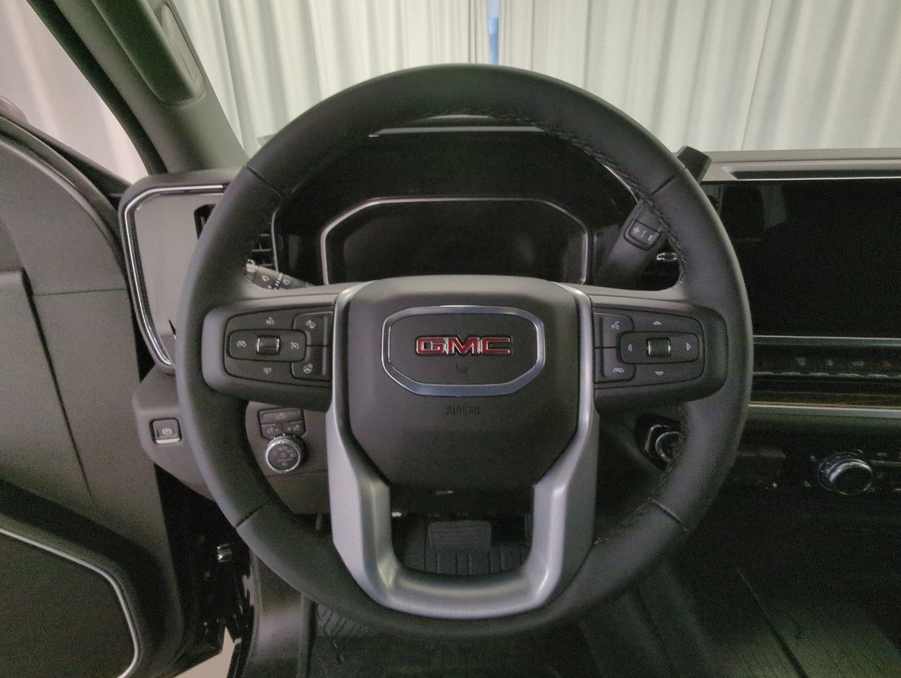 2026 GMC Sierra 2500 HD SLE-13