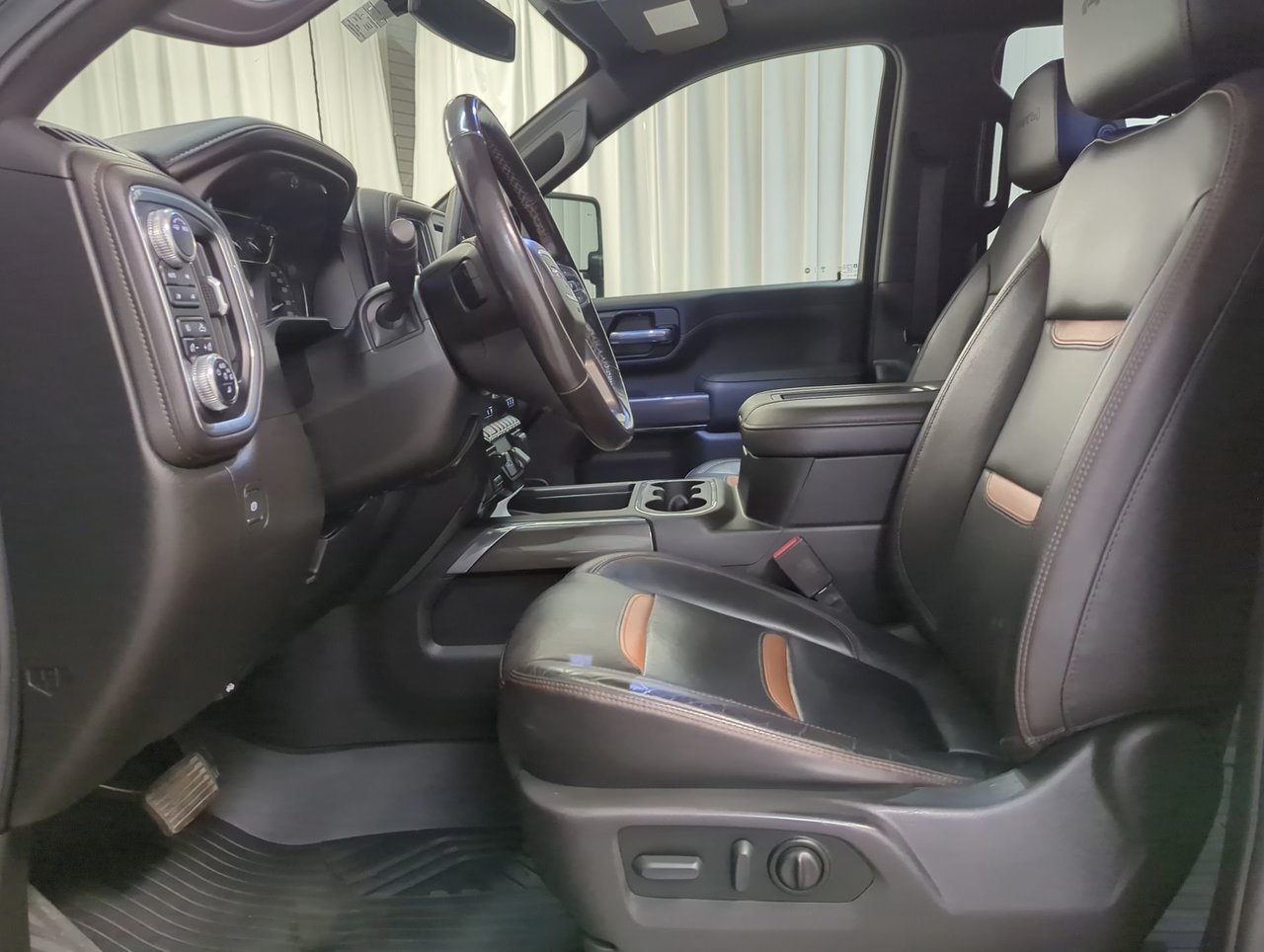 2022 GMC Sierra 2500HD AT4-10