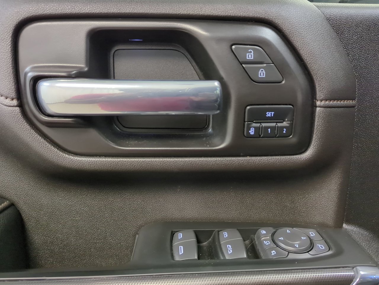 2022 GMC Sierra 2500HD AT4-12