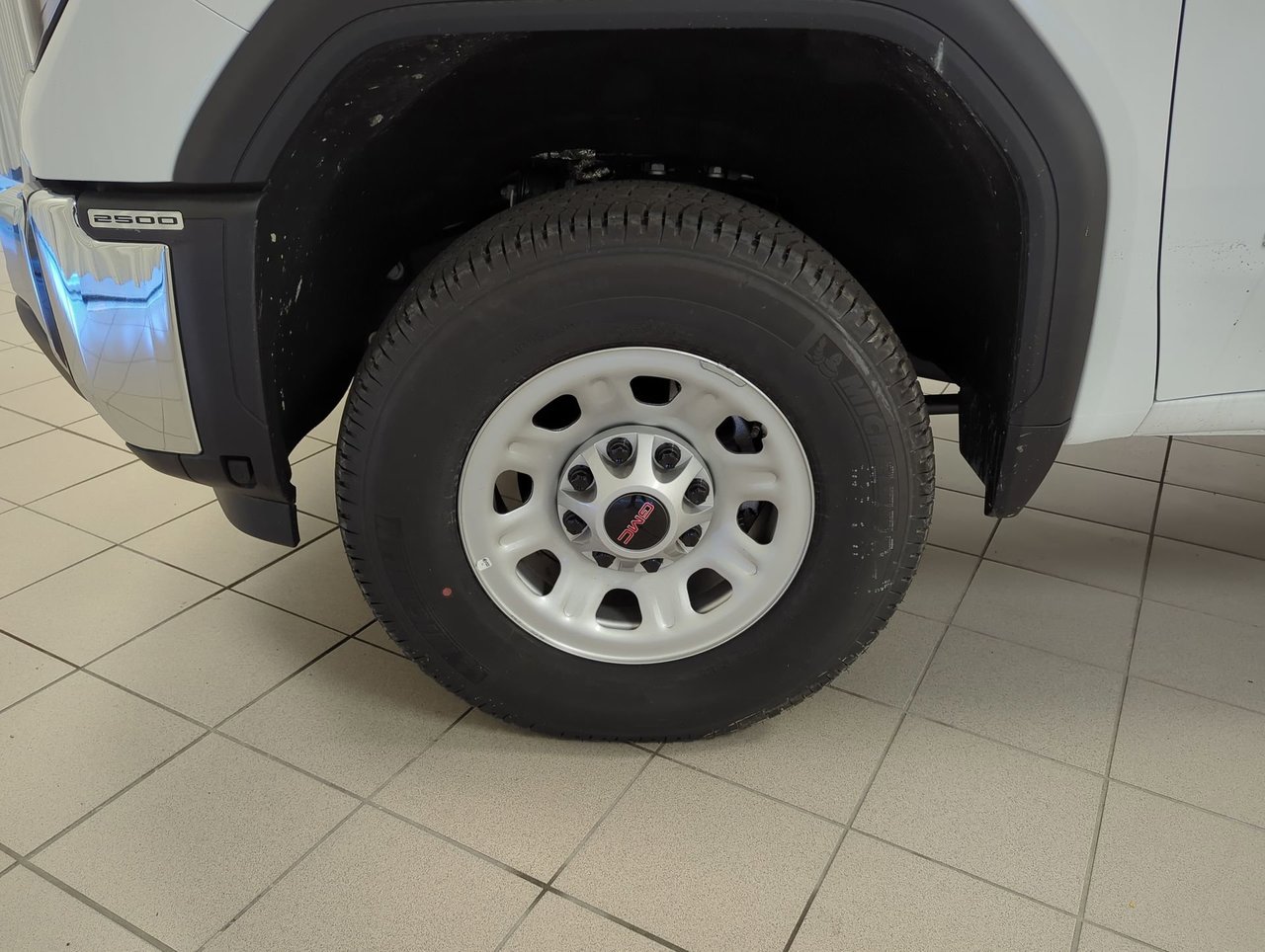 2025 GMC Sierra 2500HD Pro-9