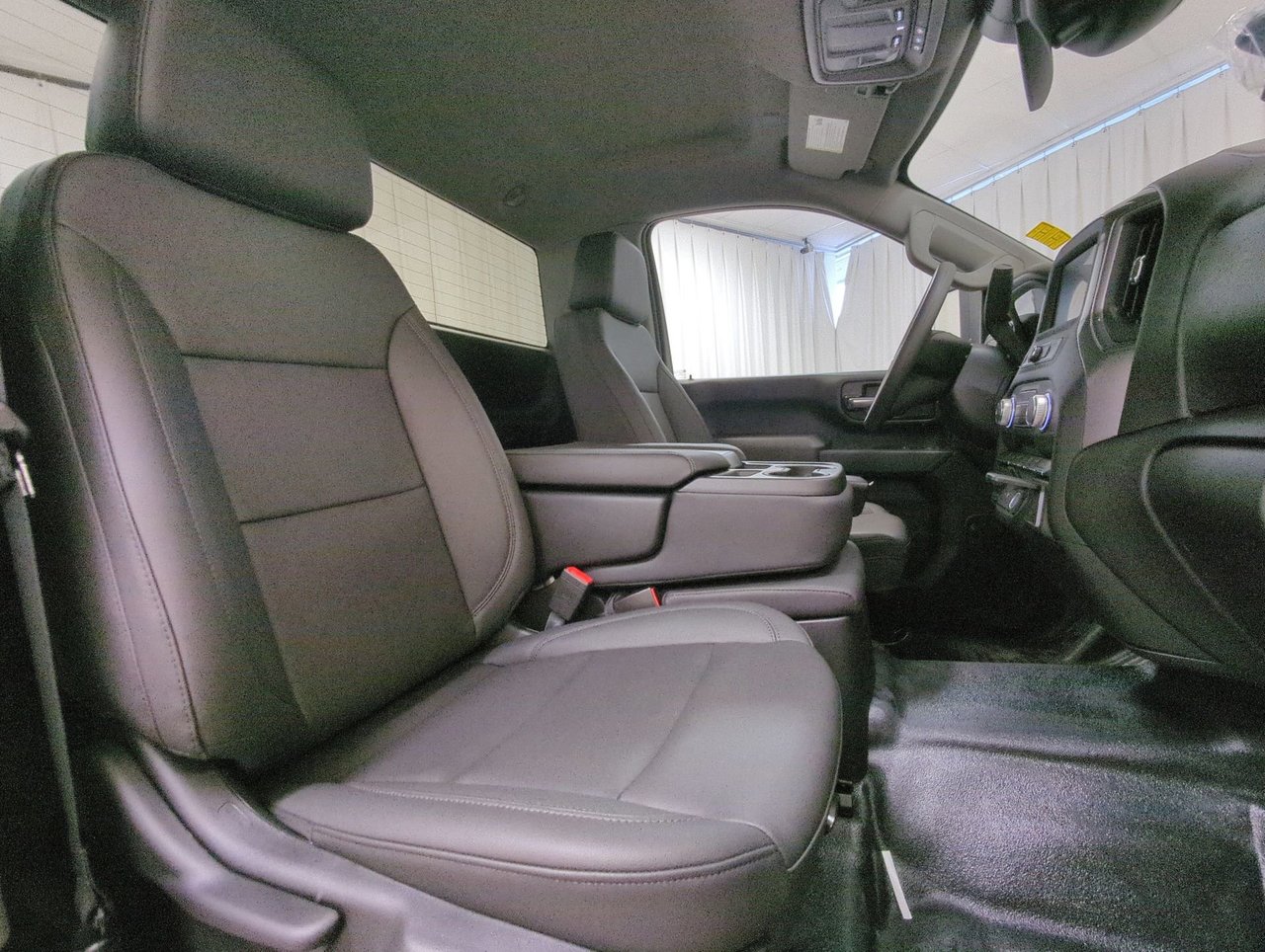 2025 GMC Sierra 2500HD Pro-21