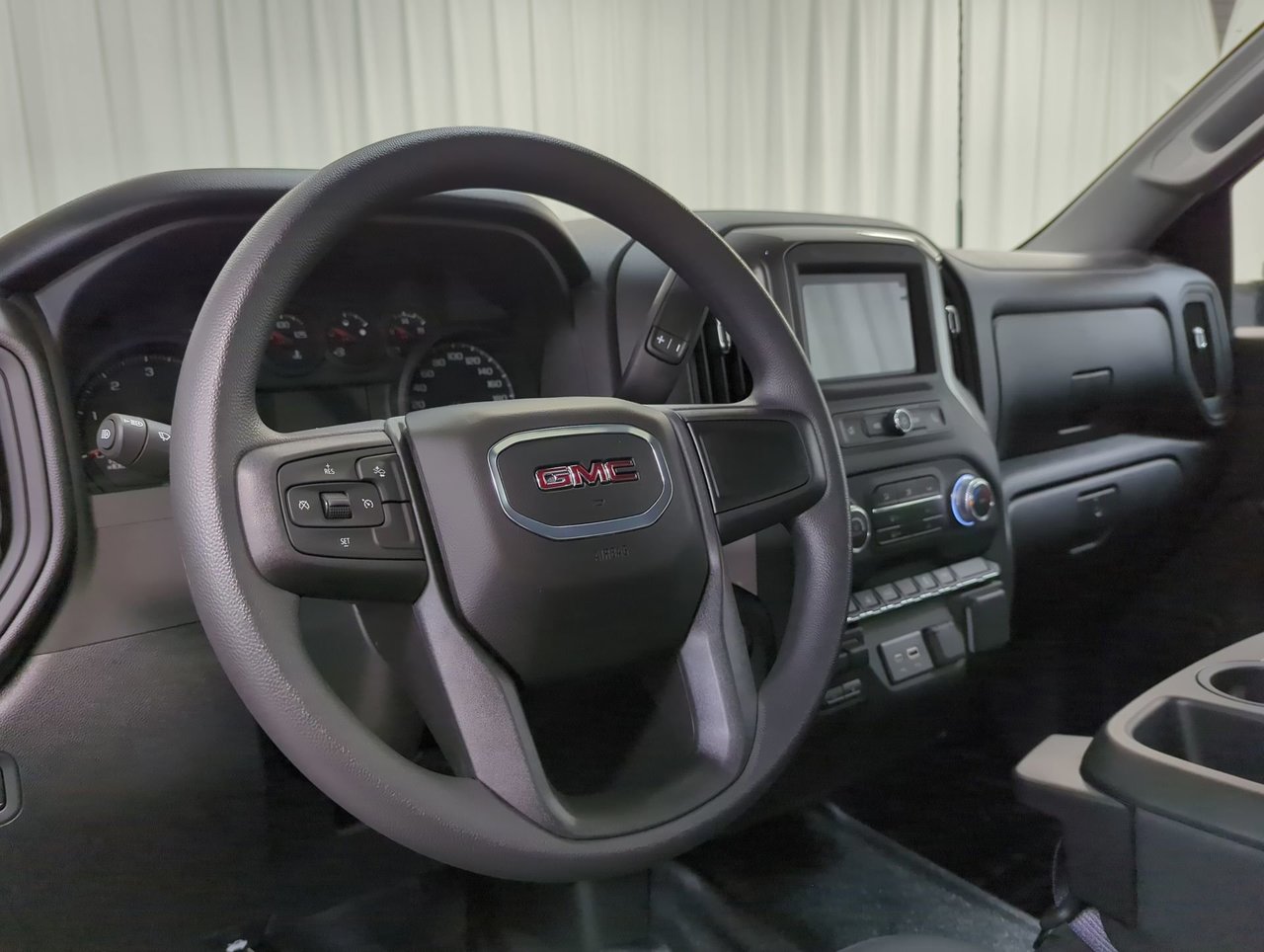 2025 GMC Sierra 2500HD Pro-18