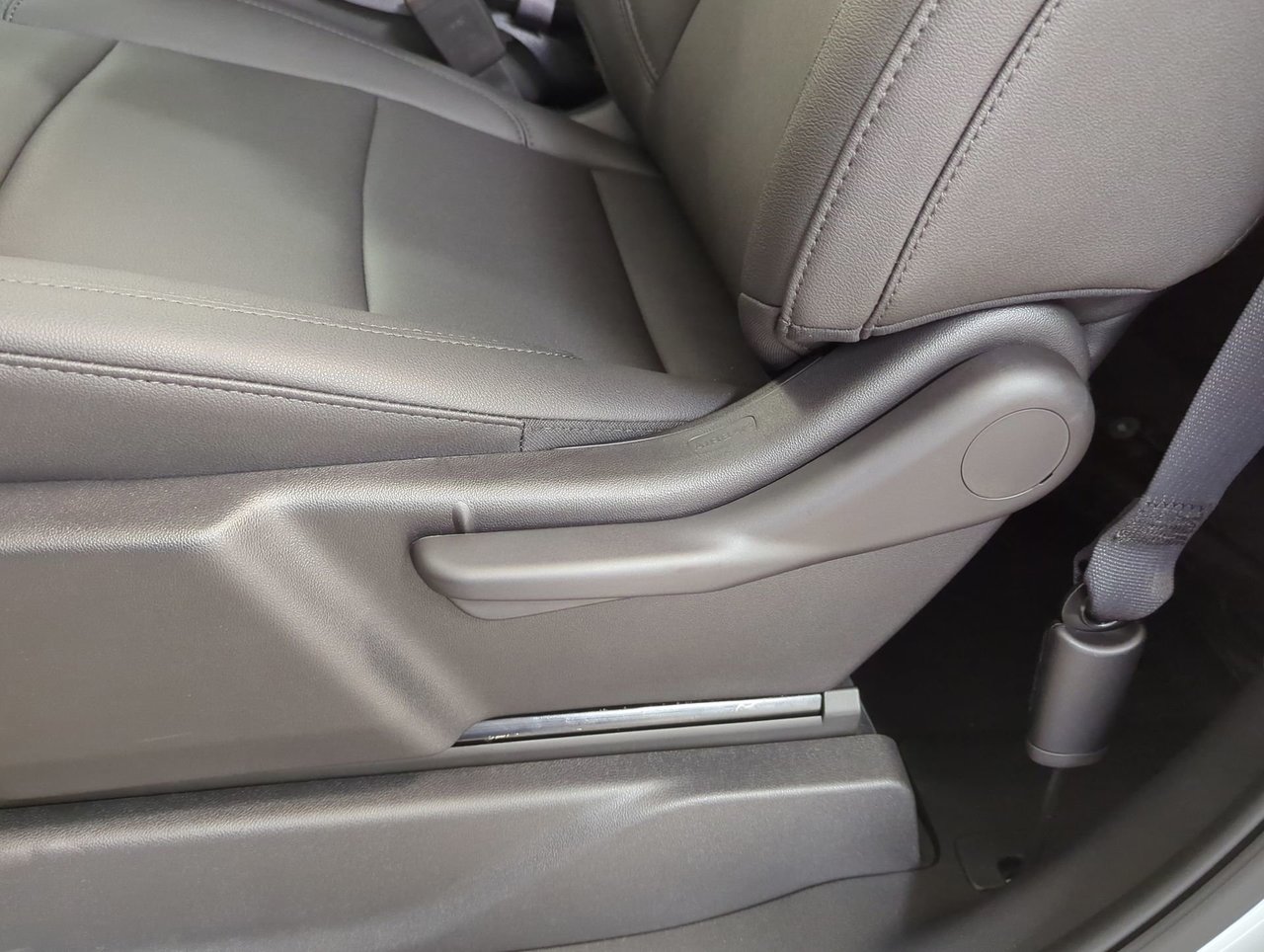 2025 GMC Sierra 2500HD Pro-11