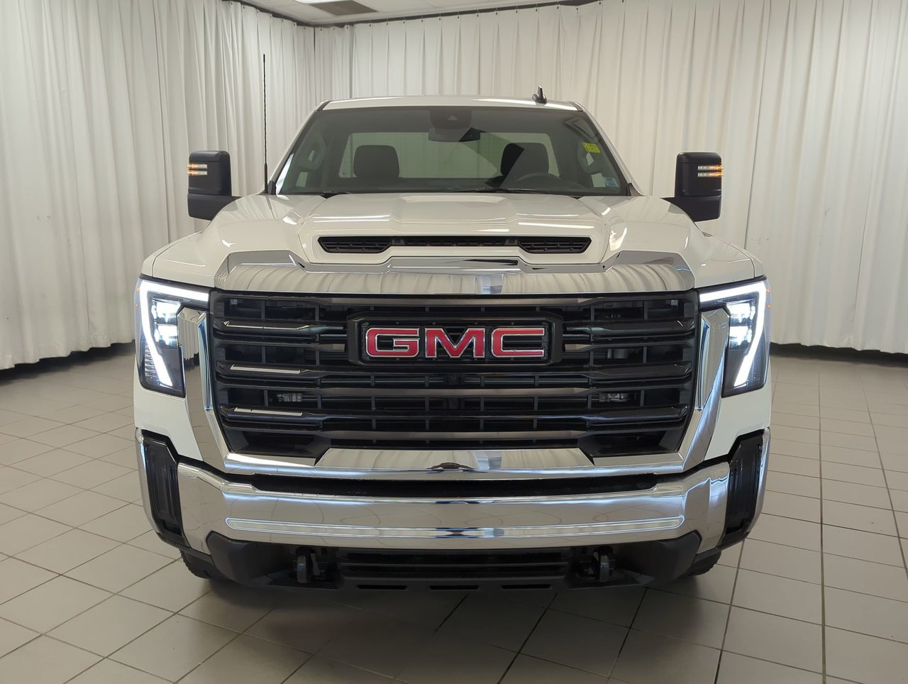 2025 GMC Sierra 2500HD Pro-2