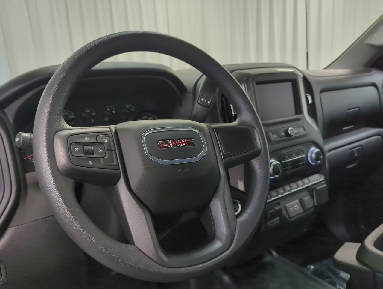 2025 GMC Sierra 2500HD Pro-18