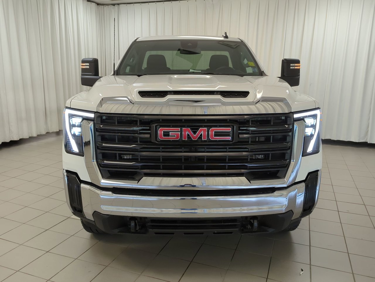 2025 GMC Sierra 2500HD Pro-2