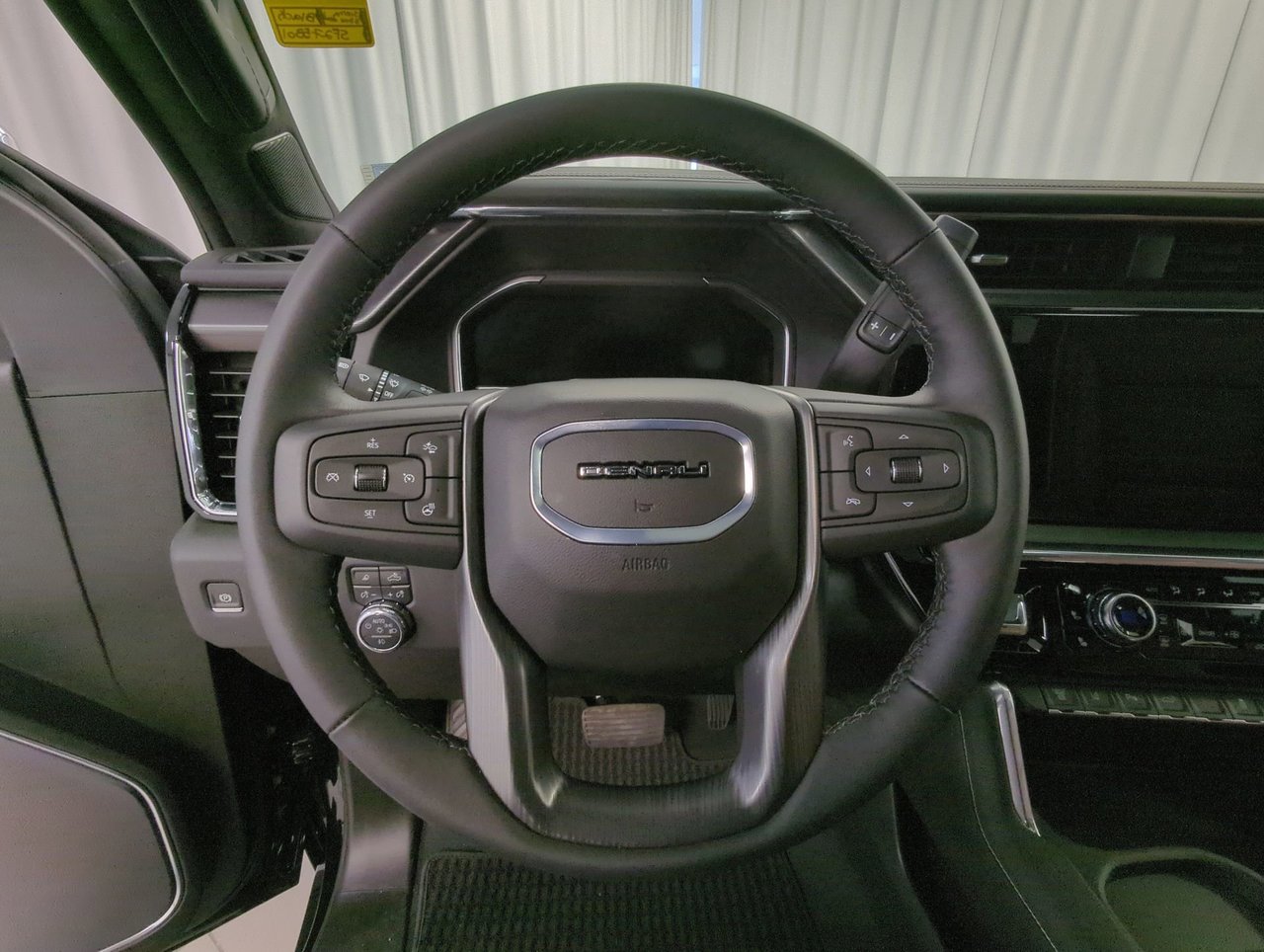 2025 GMC Sierra 3500 HD DENALI ULTIMATE DRW-13