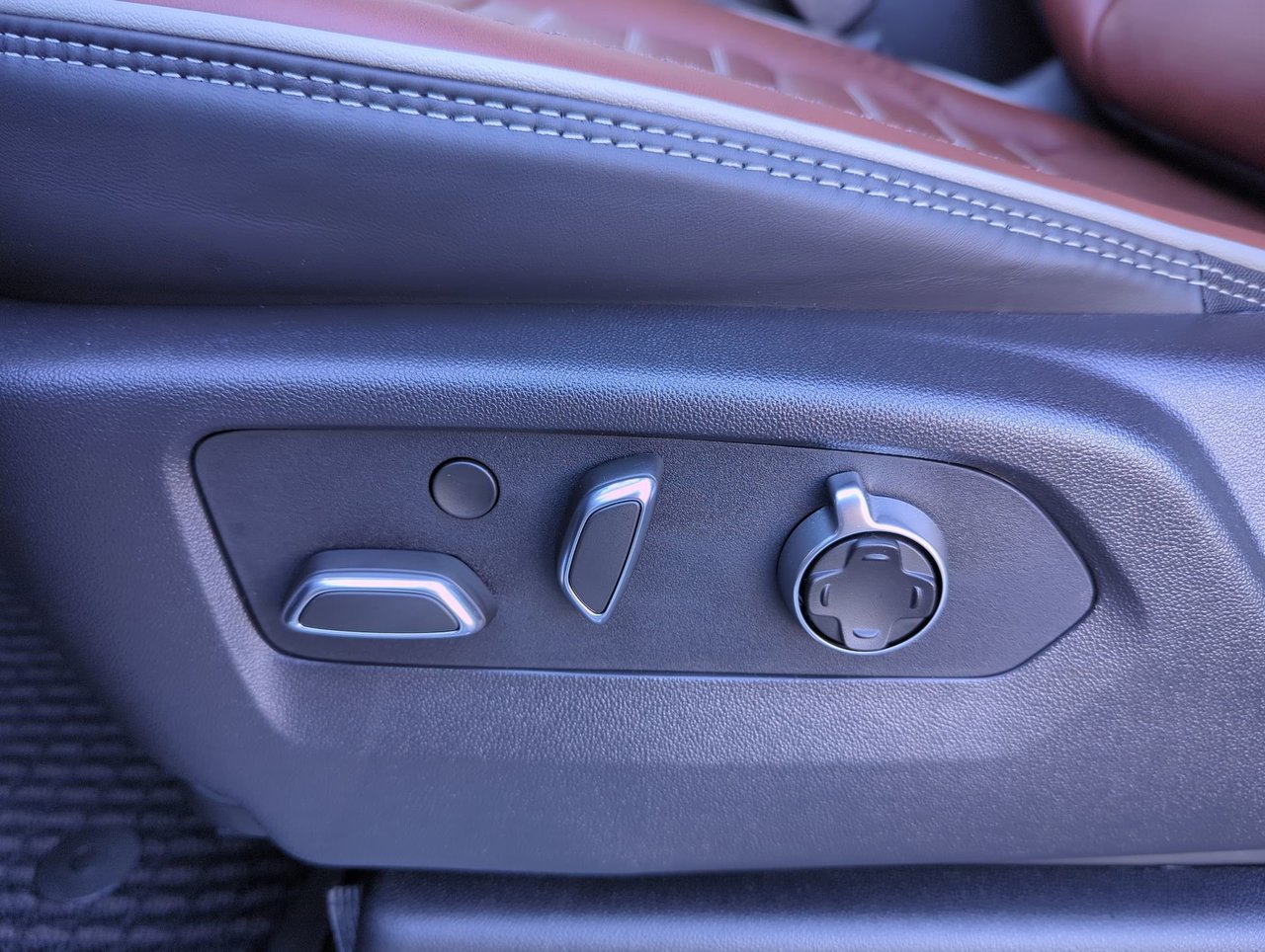 2026 GMC Sierra 3500 HD DENALI ULTIMATE DRW-11