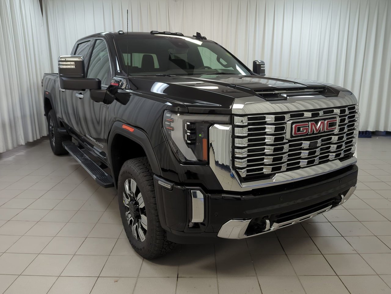 2026 GMC Sierra 3500 HD DENALI SRW-1