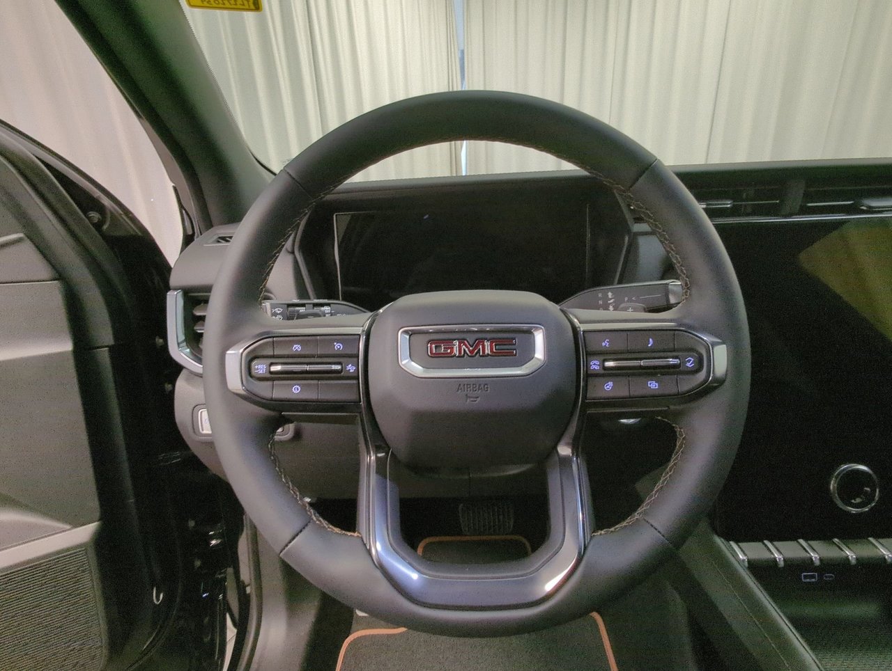 2026 GMC Terrain AT4-13