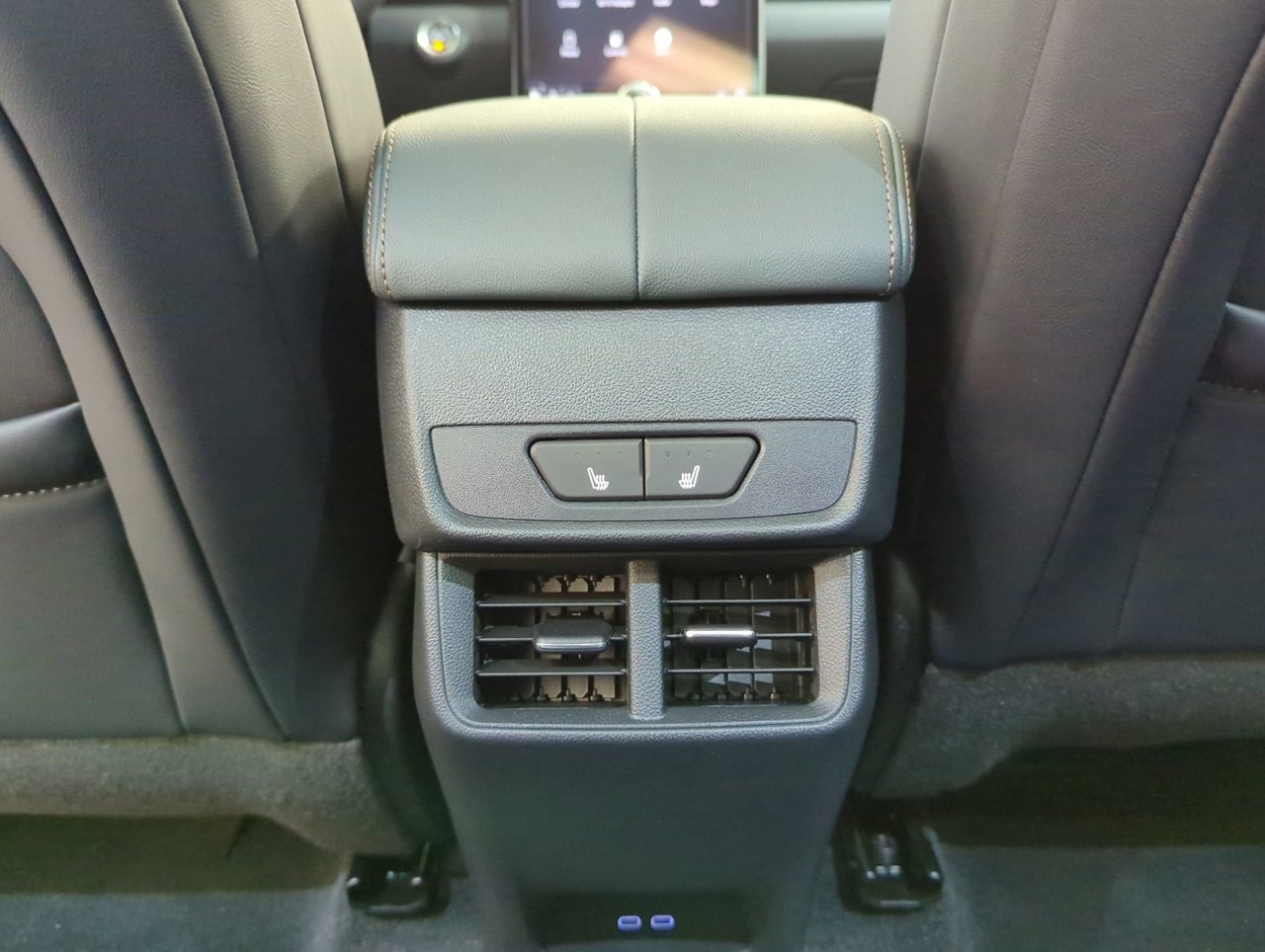 2026 GMC Terrain AT4-20