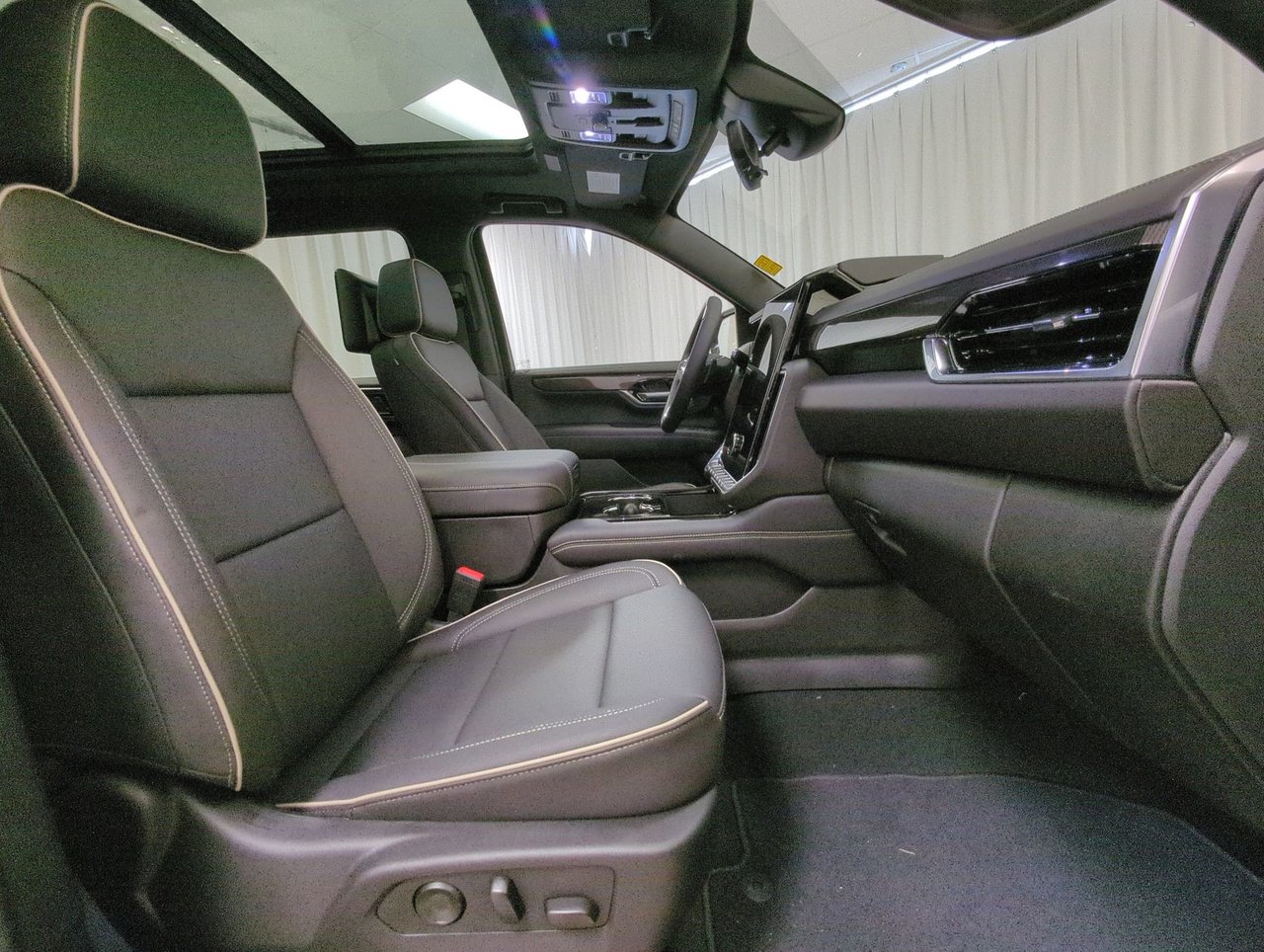 2025 GMC Yukon XL Elevation-25