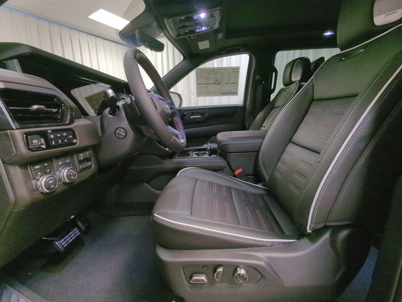 2025 GMC Yukon AT4 Ultimate-10