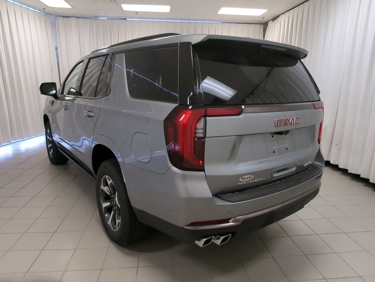 2025 GMC Yukon AT4 Ultimate-5