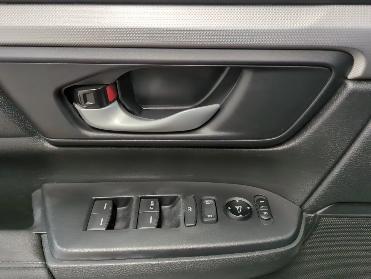 2018 Honda CR-V LX-12