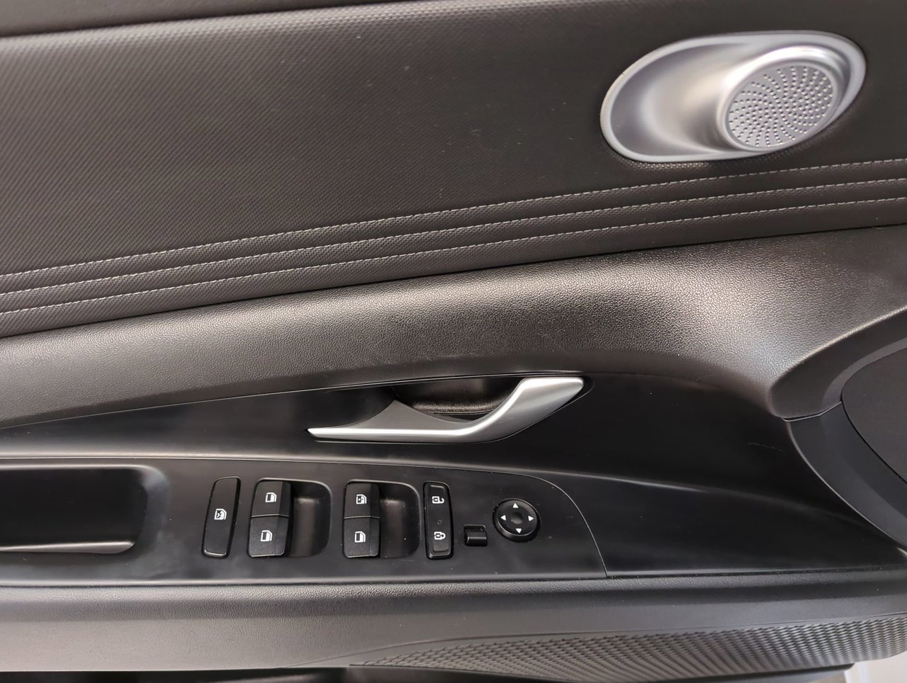 2022 Hyundai Elantra Preferred-12