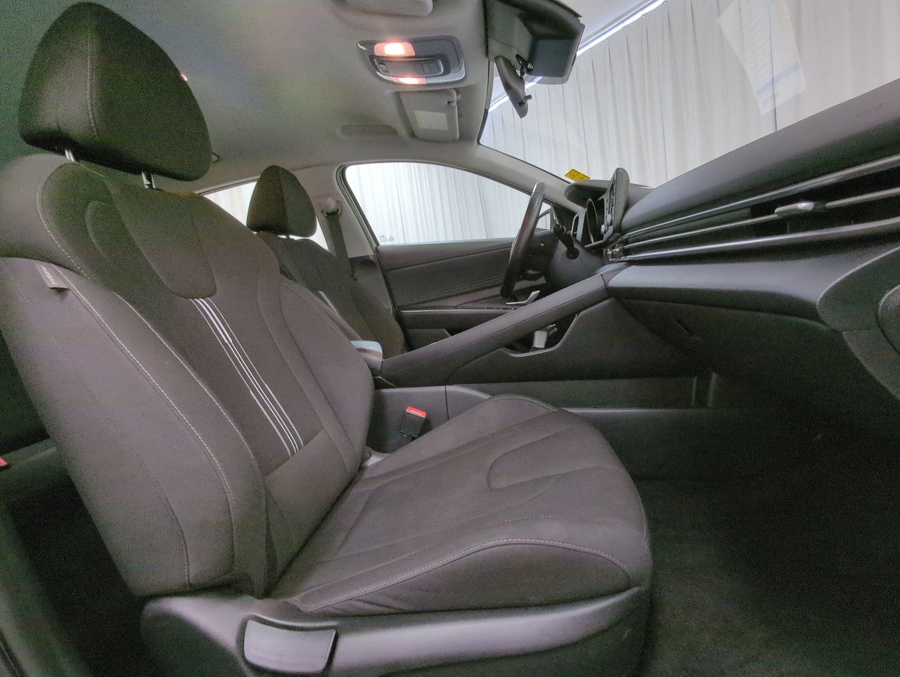 2022 Hyundai Elantra Preferred-22